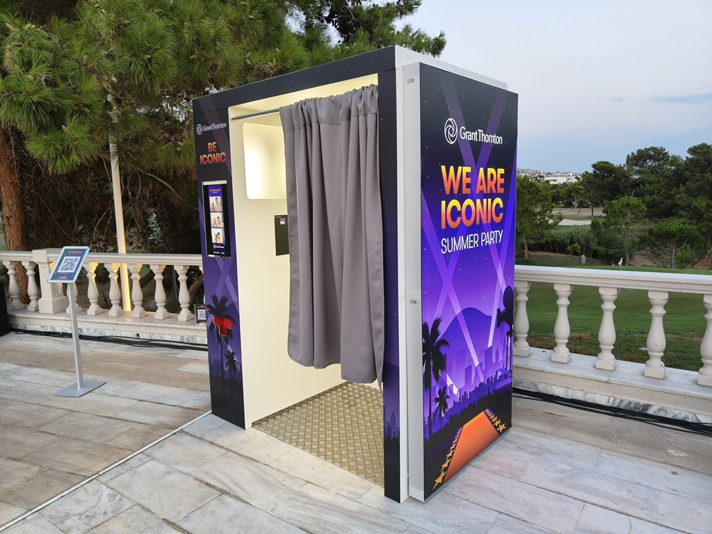 Cabin booth Grant Thornton1